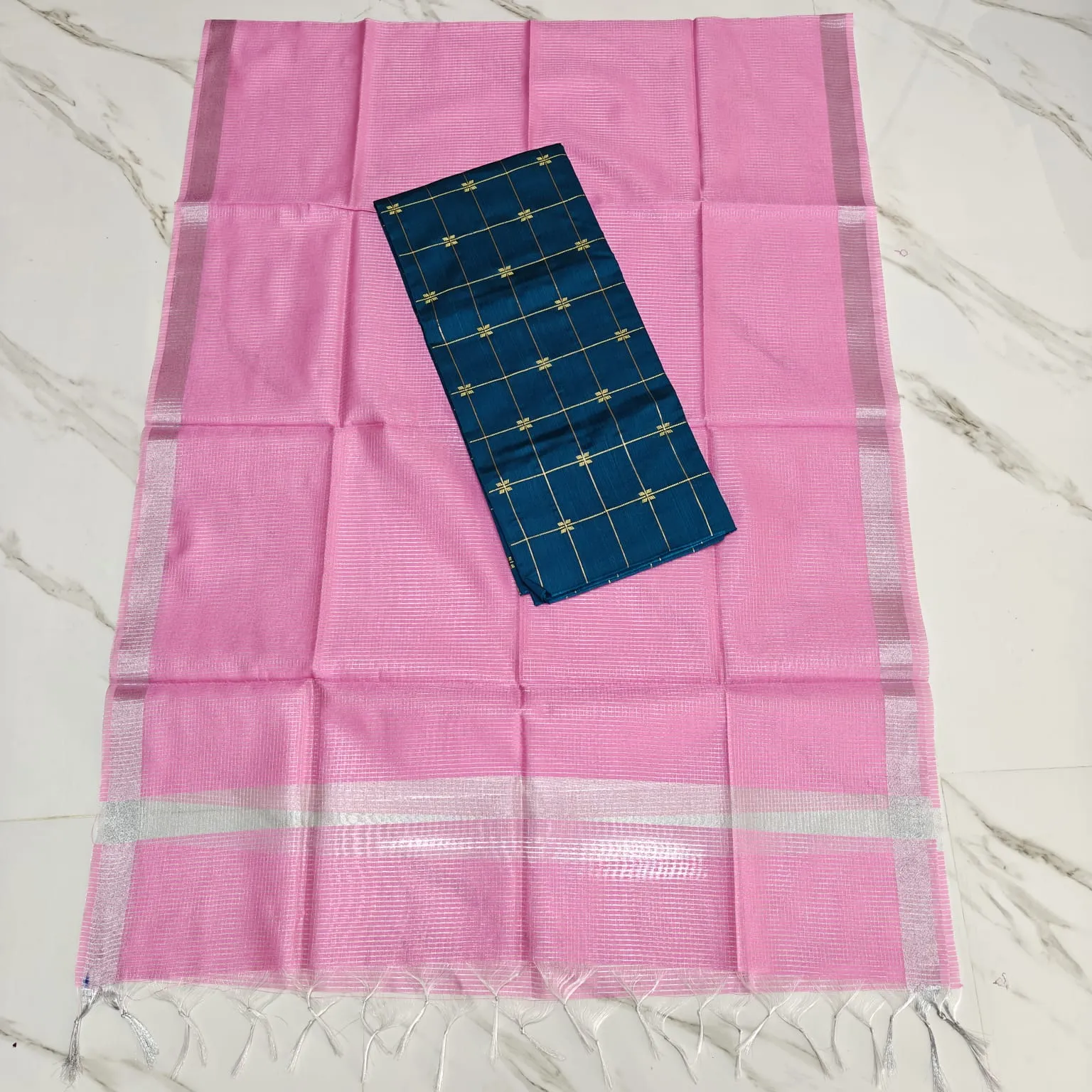 RAW SILK TOP & LIGHT PINK BANARASI DUPATTA